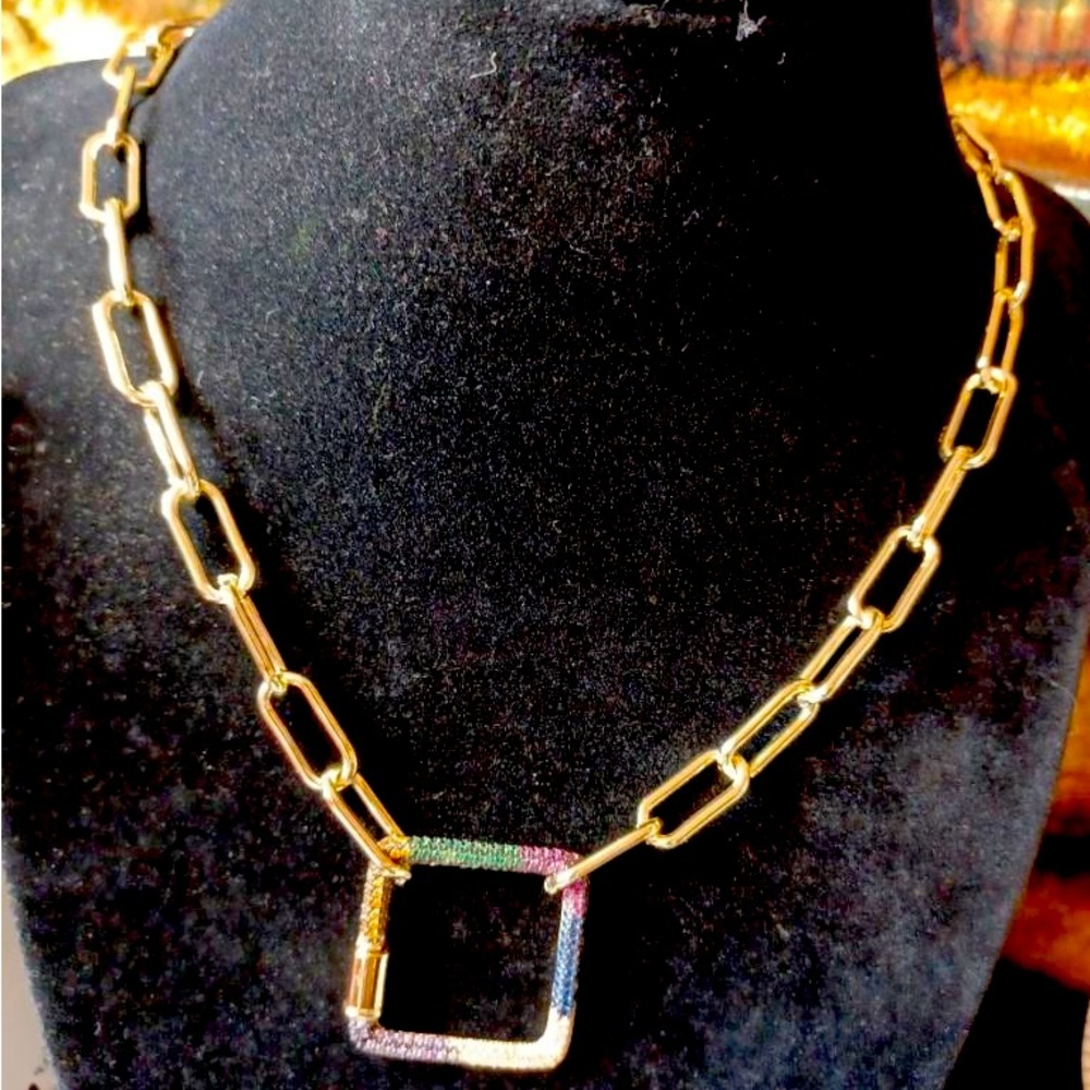 new necklace or choker